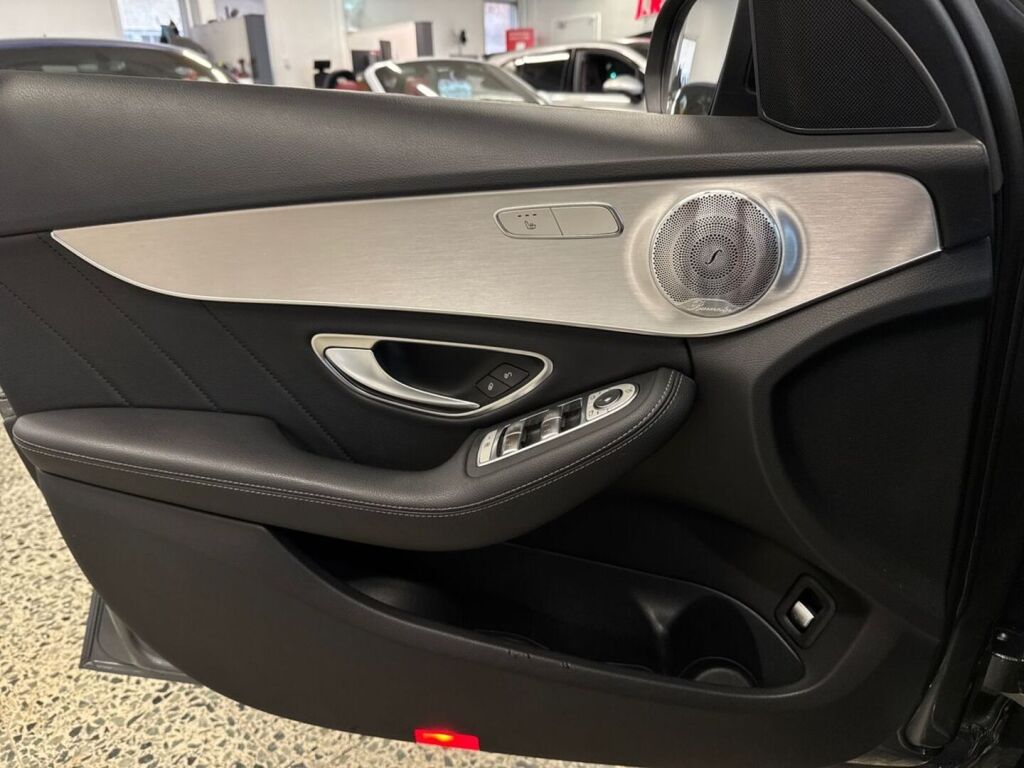 Mercedes-Benz C 2017 Harmaa