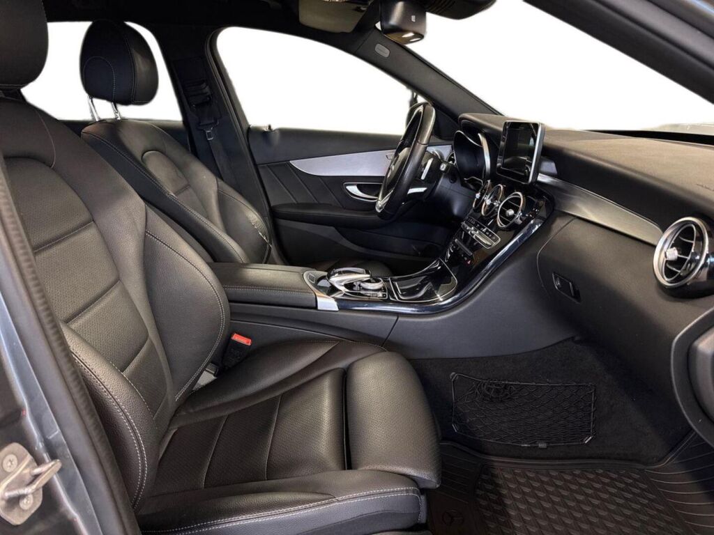 Mercedes-Benz C 2017 Harmaa