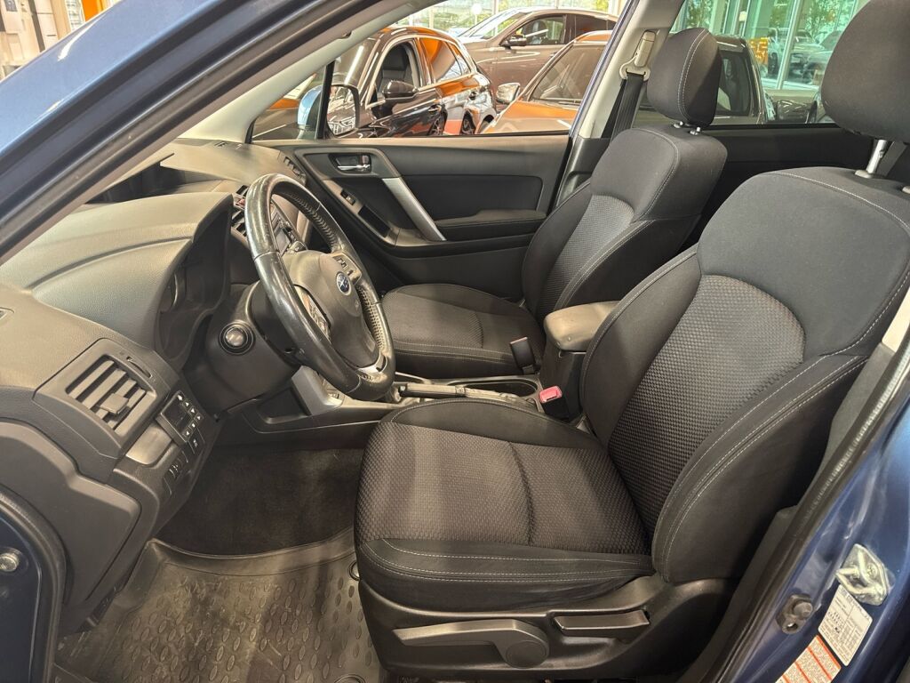 Subaru Forester 2014 Sininen