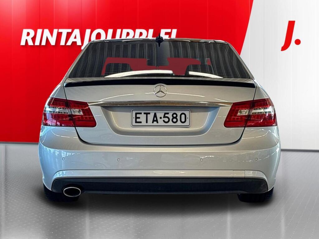 Mercedes-Benz E 2011 Hopea