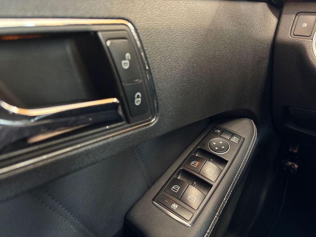 Mercedes-Benz E 2011 Hopea