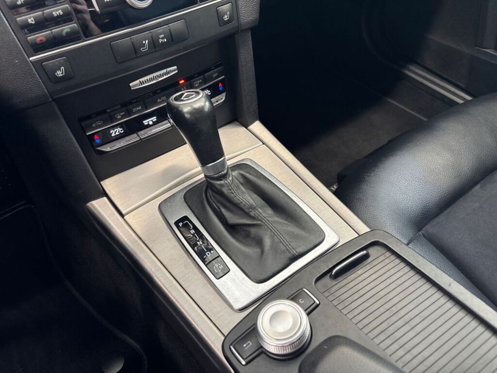 Mercedes-Benz E 2011 Hopea