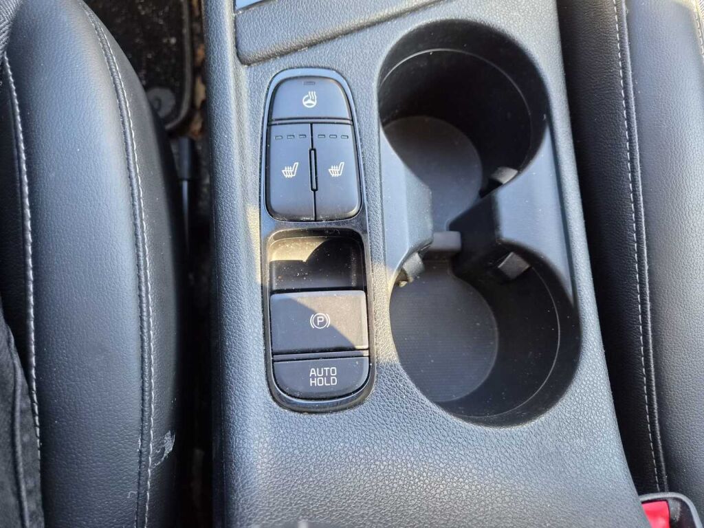 Kia Niro 2020 Harmaa