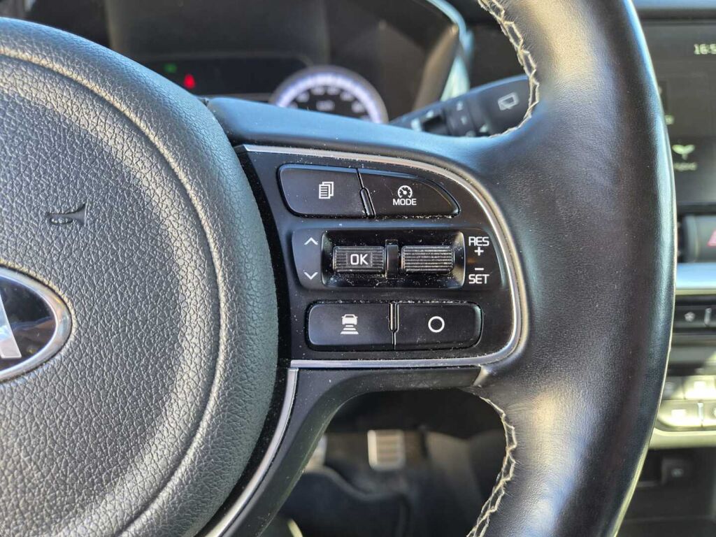 Kia Niro 2020 Harmaa