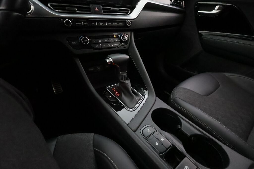 Kia Niro 2020 Sininen