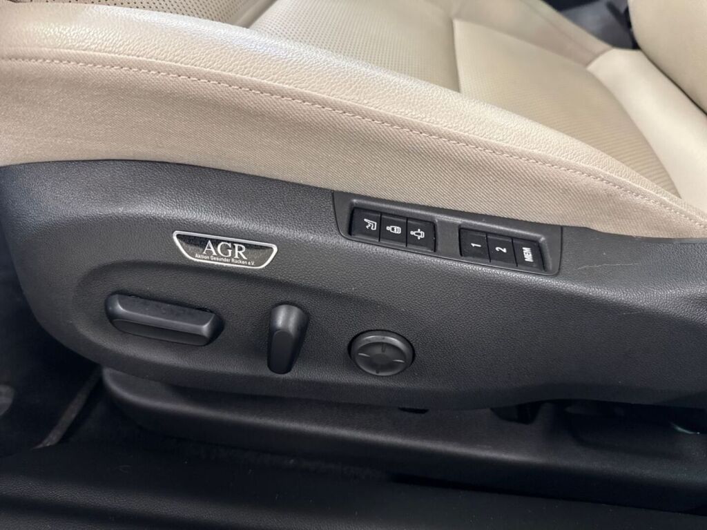 Opel Insignia 2020 Musta