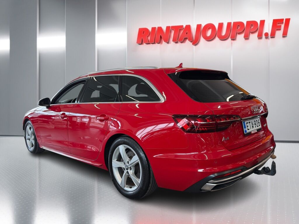 Audi A4 2020 Punainen
