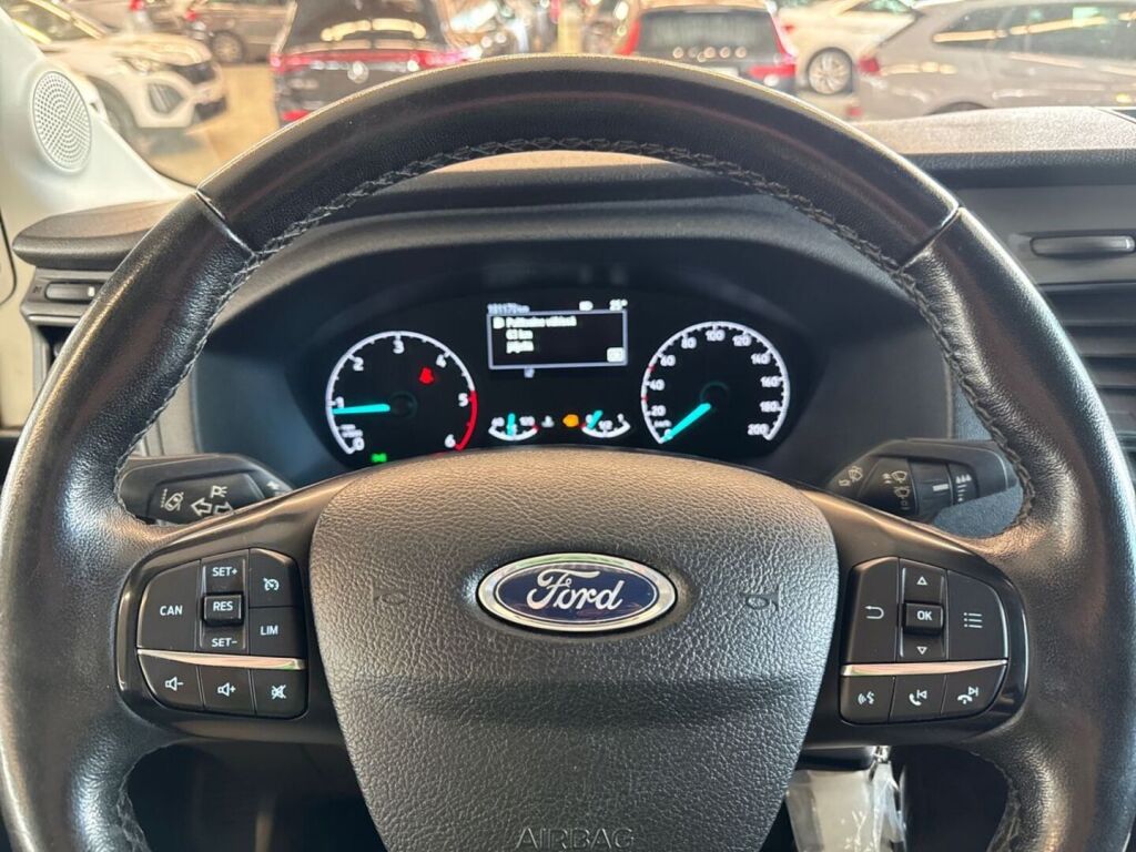 Ford Transit 2020 Valkoinen