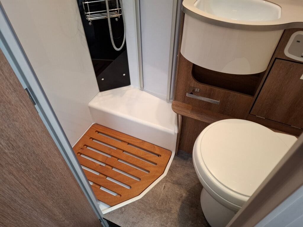 Dethleffs Globeline T 6613 2020 Valkoinen