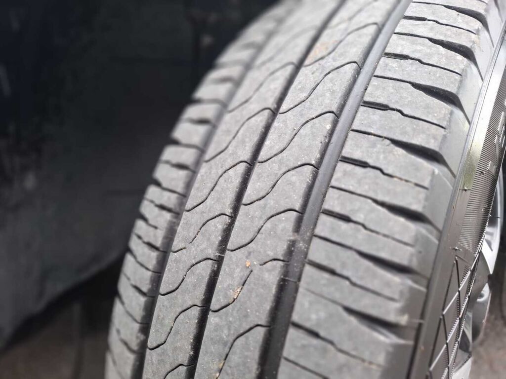 Adria Twin Supreme 640 SGX 2020 Harmaa