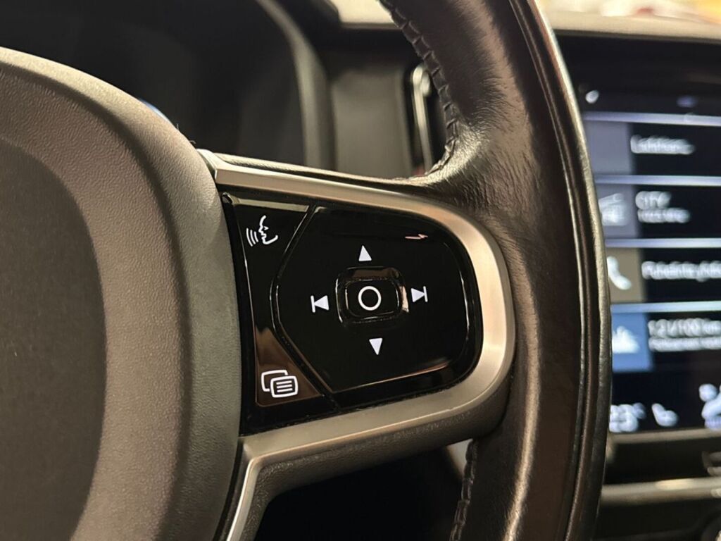 Volvo V90 2020 Harmaa