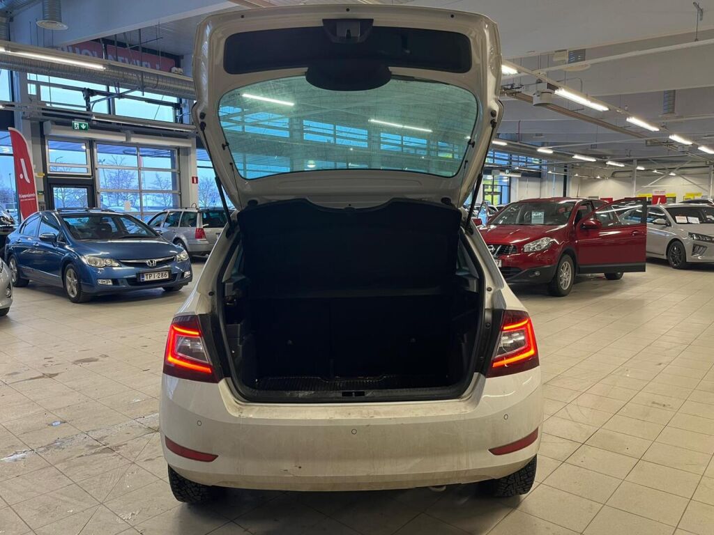 Skoda Fabia 2020 Valkoinen