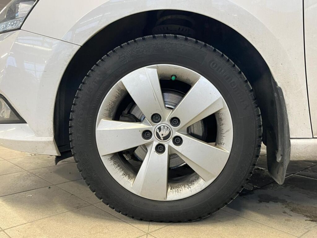 Skoda Fabia 2020 Valkoinen