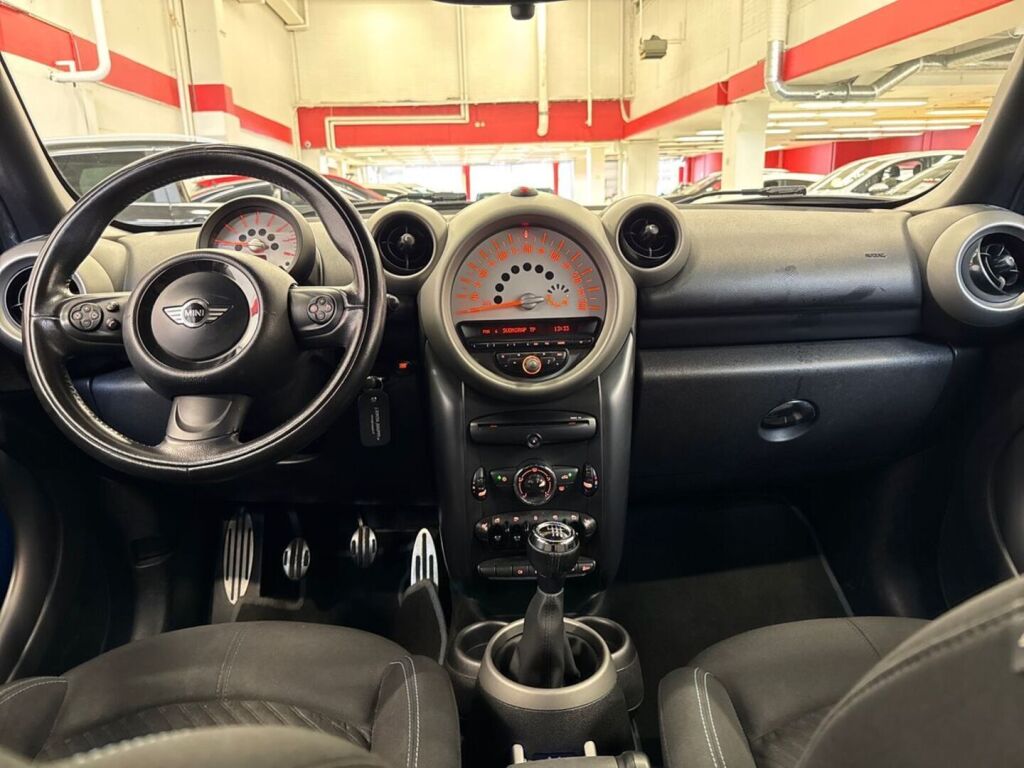 Mini Cooper S 2011 Sininen