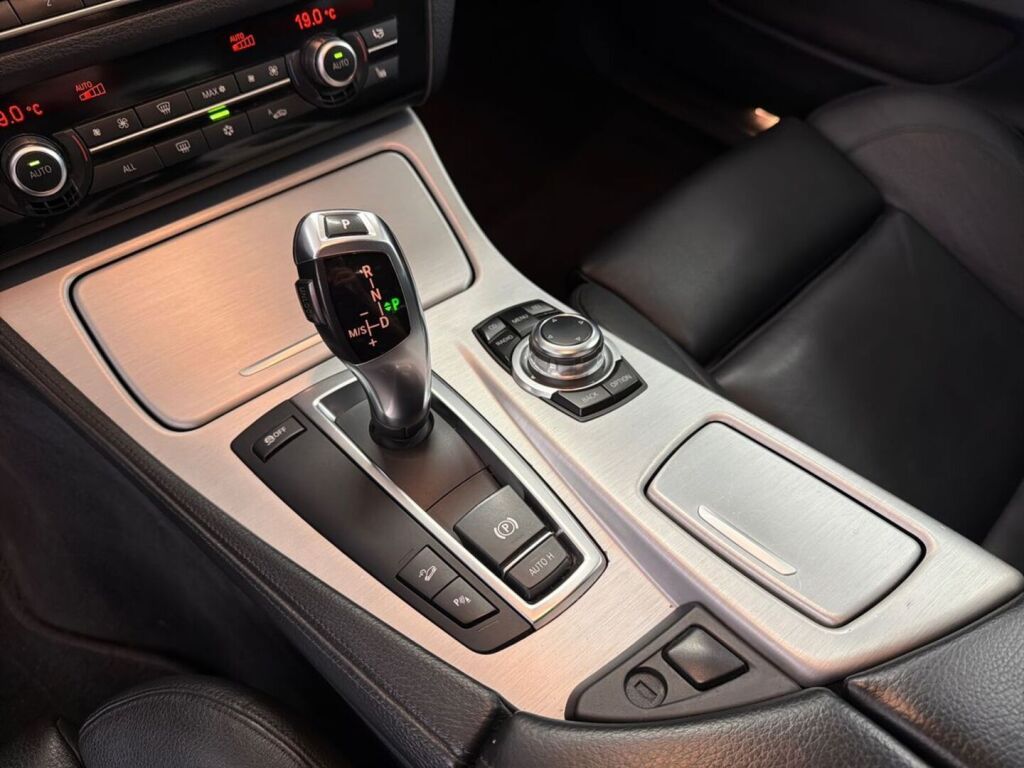 BMW 530 2011 Harmaa