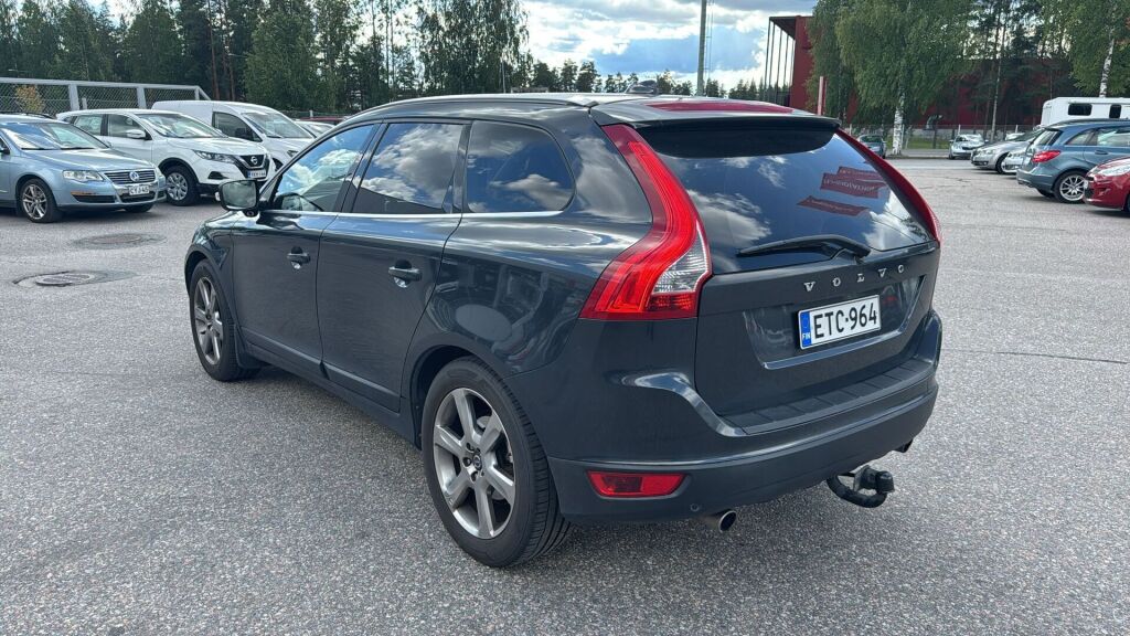 Volvo XC60 2011 Harmaa