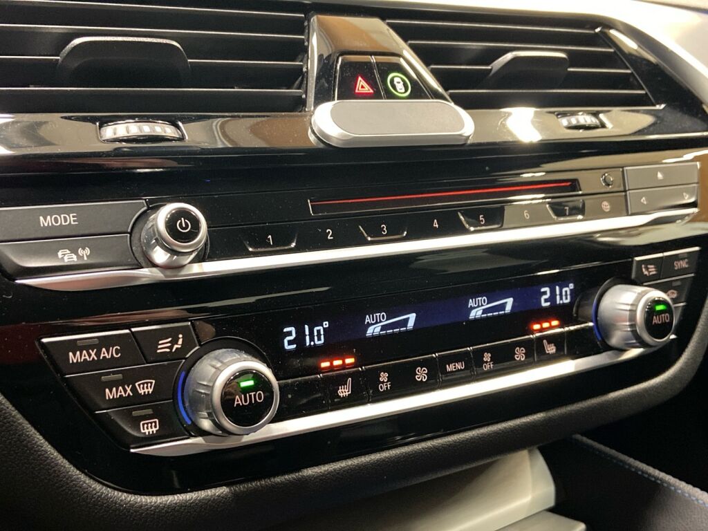 BMW 530 2018 Sininen