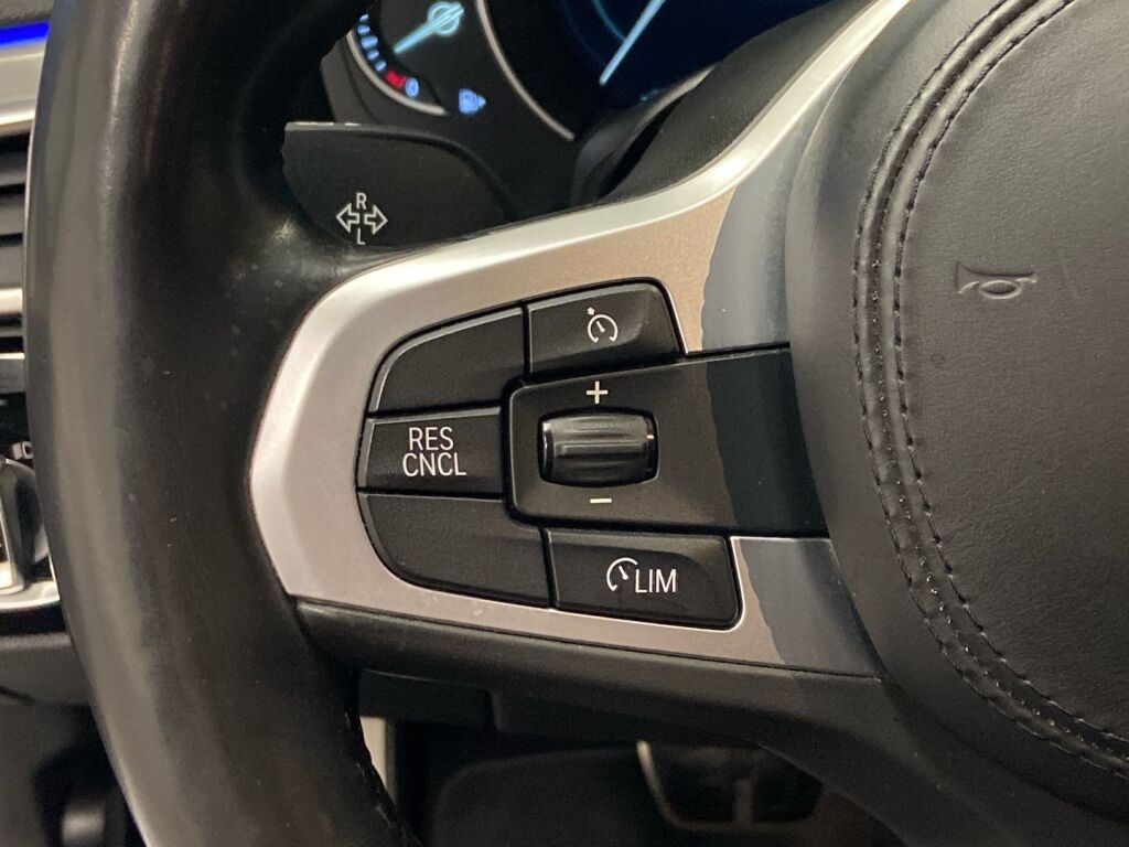 BMW 530 2018 Sininen