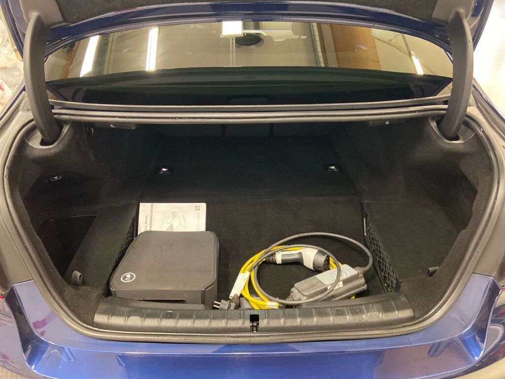 BMW 530 2018 Sininen