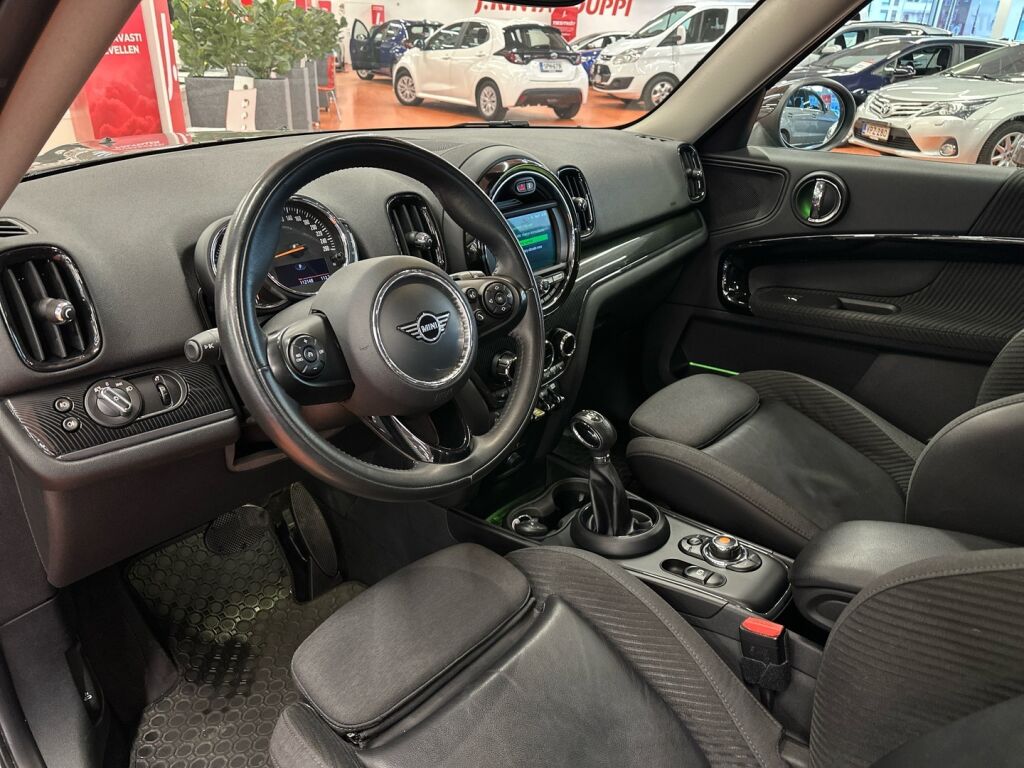 Mini Countryman 2019 Harmaa