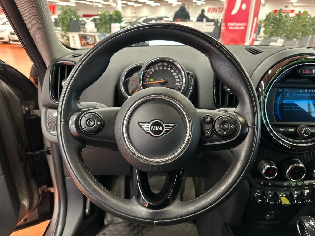 Mini Countryman 2019 Harmaa