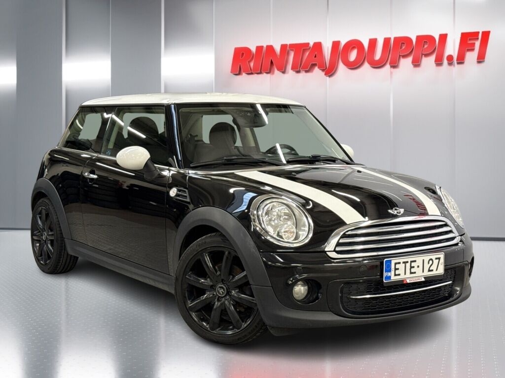 Mini Hatchback 2013 Musta