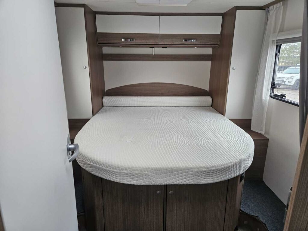 Carado T 339 2019 Valkoinen