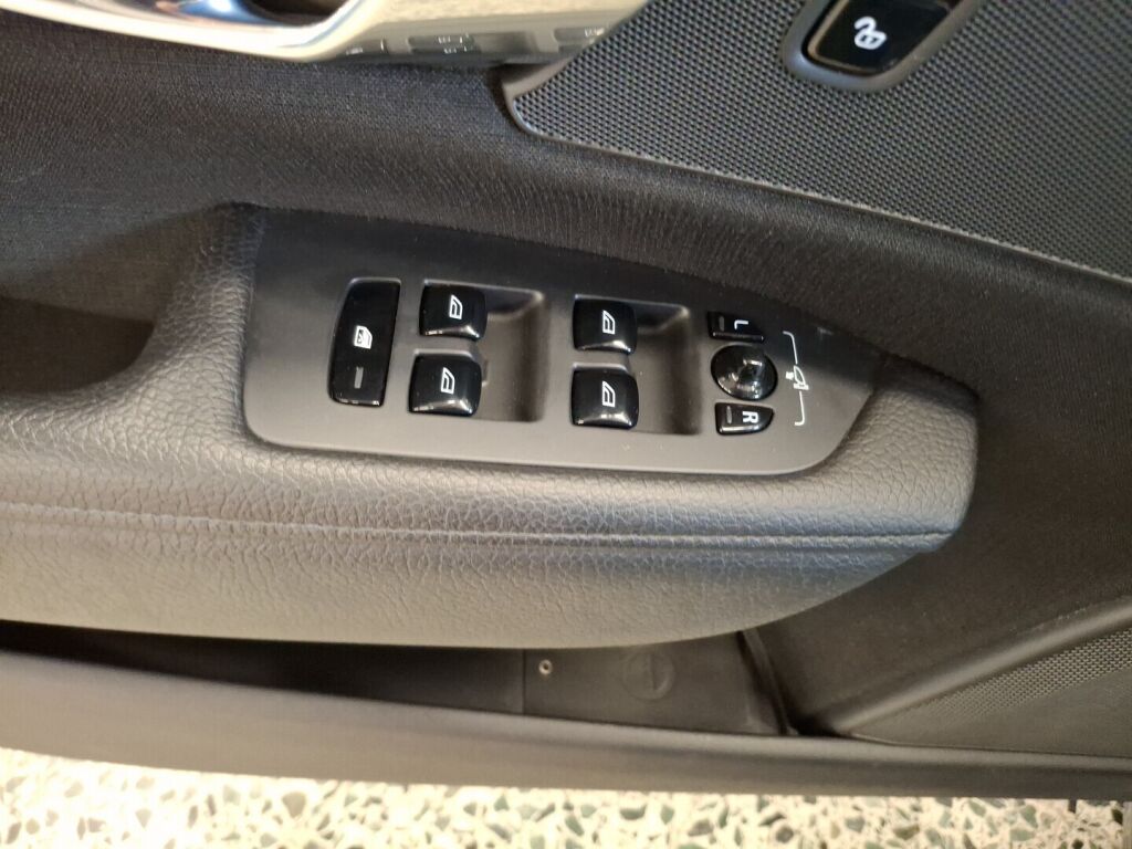 Volvo V90 2017 Harmaa