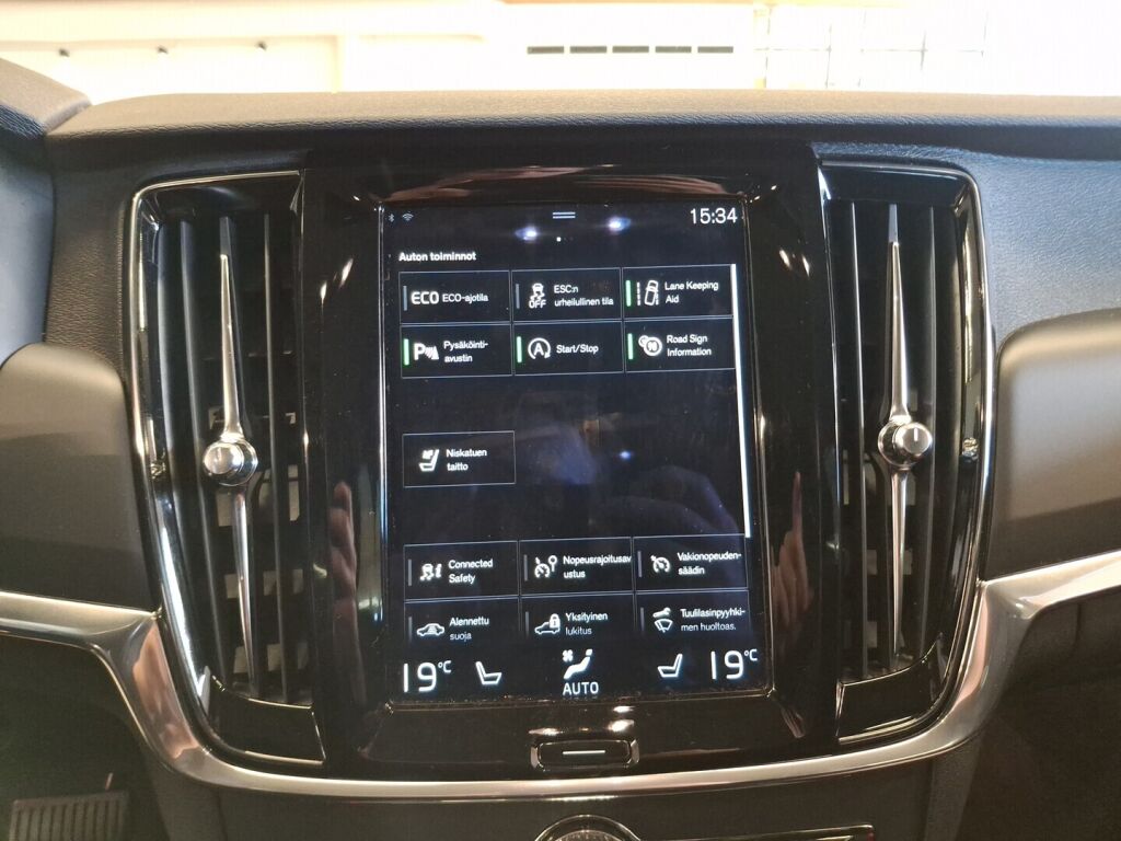 Volvo V90 2017 Harmaa