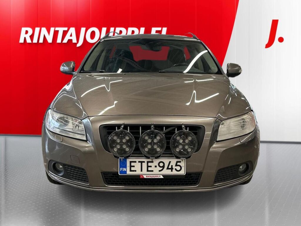 Volvo V70 2009 Harmaa