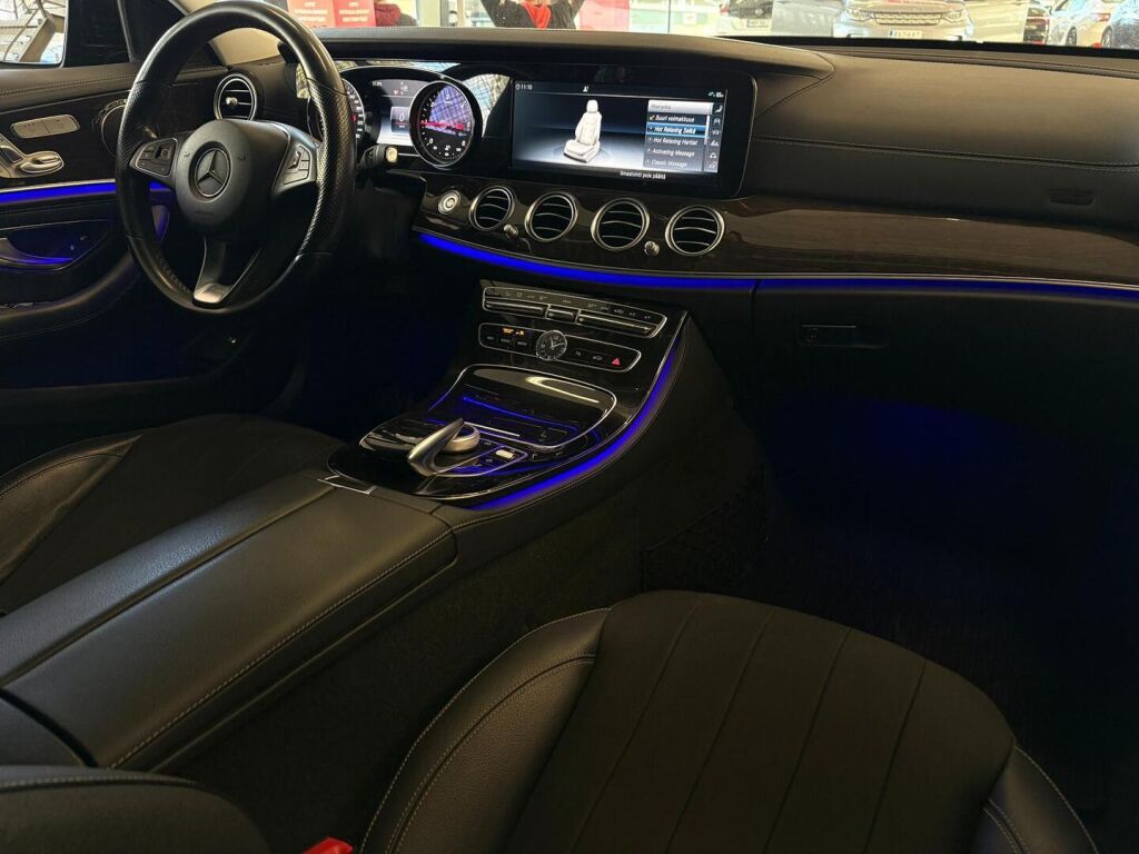 Mercedes-Benz E 2017 Musta