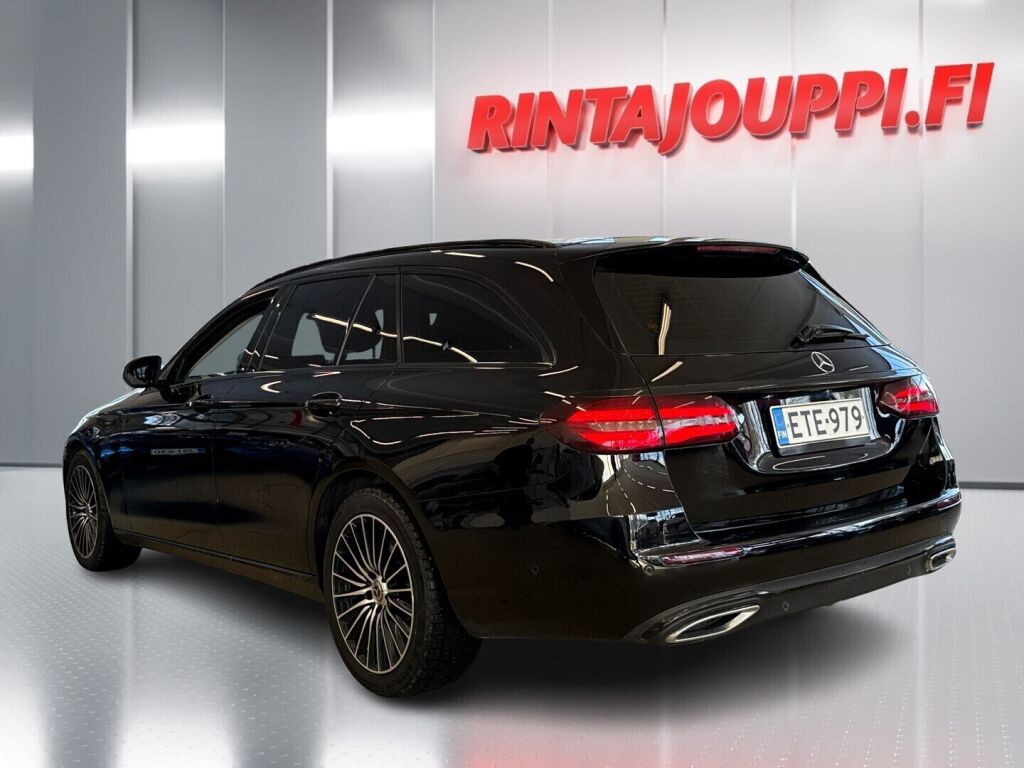 Mercedes-Benz E 2017 Musta