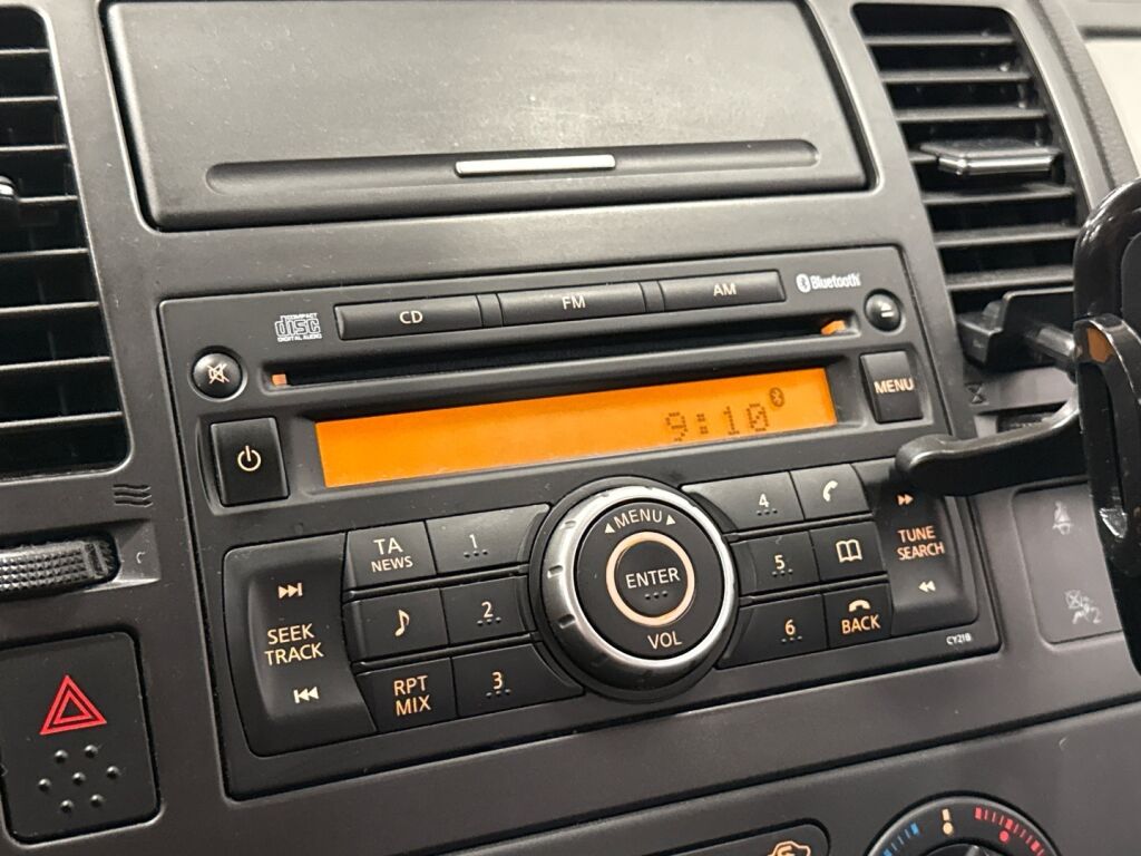 Nissan Tiida 2008 Hopea