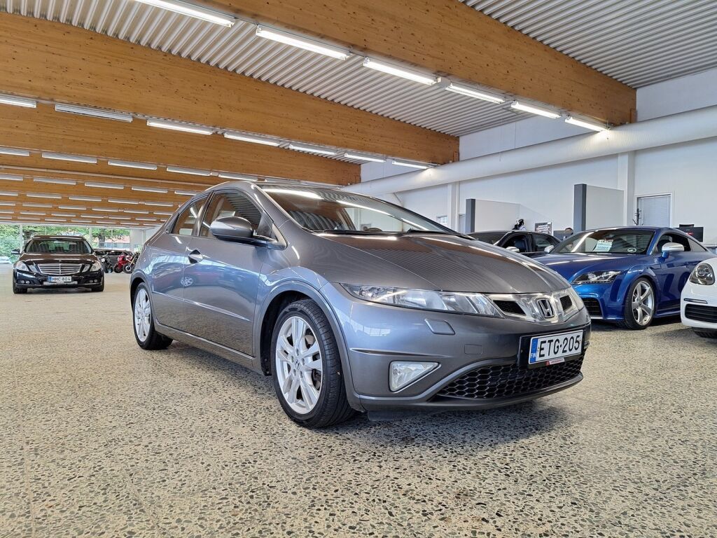 Honda Civic 5D 1,8i Sport 2010, kuva 2/5