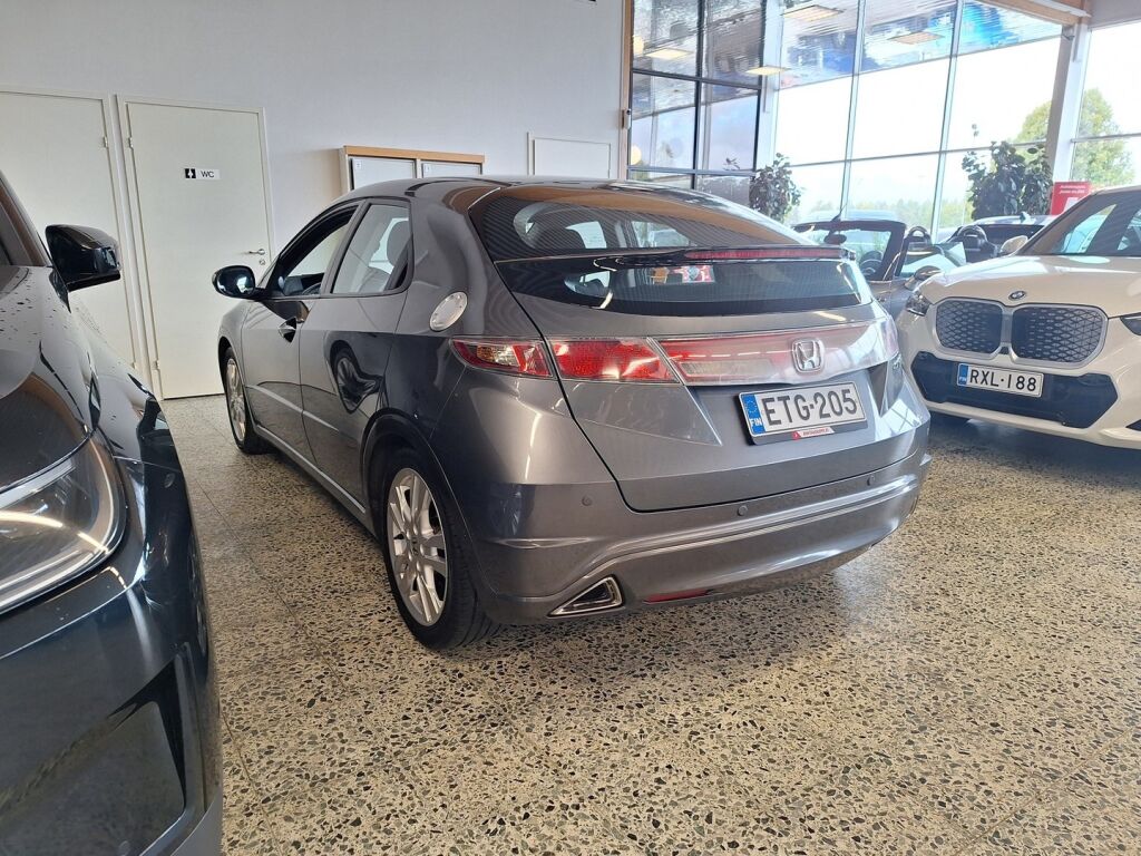Honda Civic 5D 1,8i Sport 2010, kuva 3/5