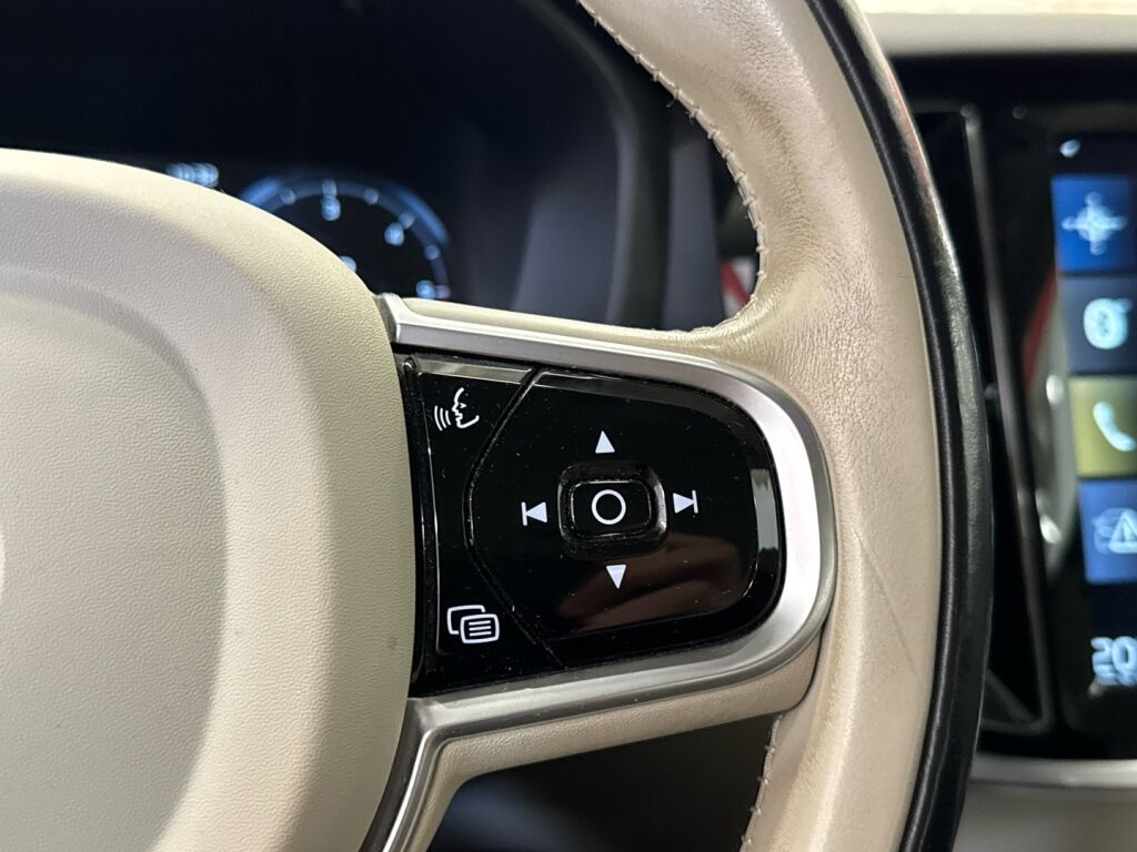 Volvo V60 2020 Harmaa