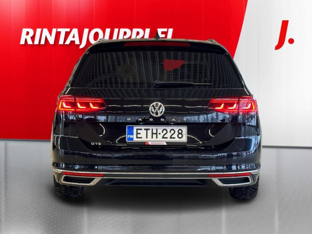 Volkswagen Passat 2020 Musta