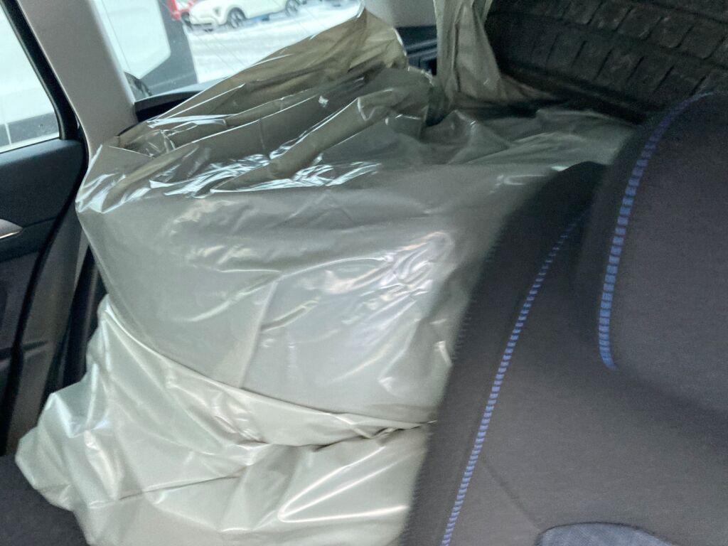 Volkswagen Passat 2020 Musta