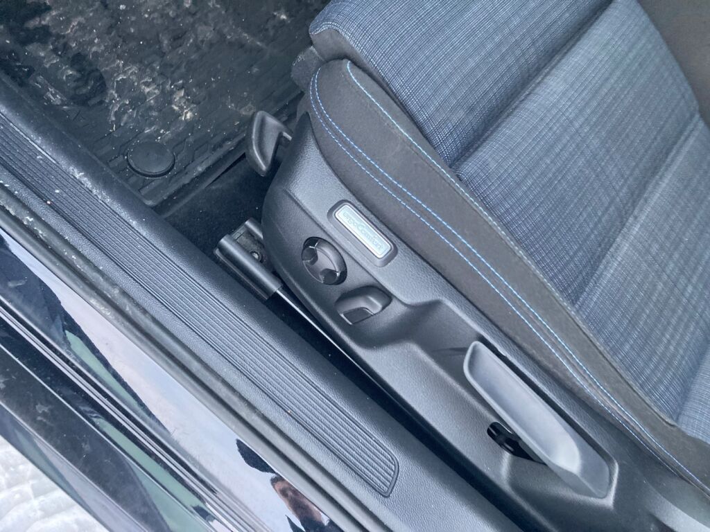 Volkswagen Passat 2020 Musta