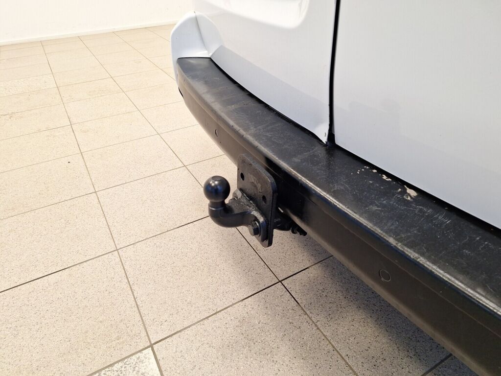 Opel Vivaro 2020 Valkoinen