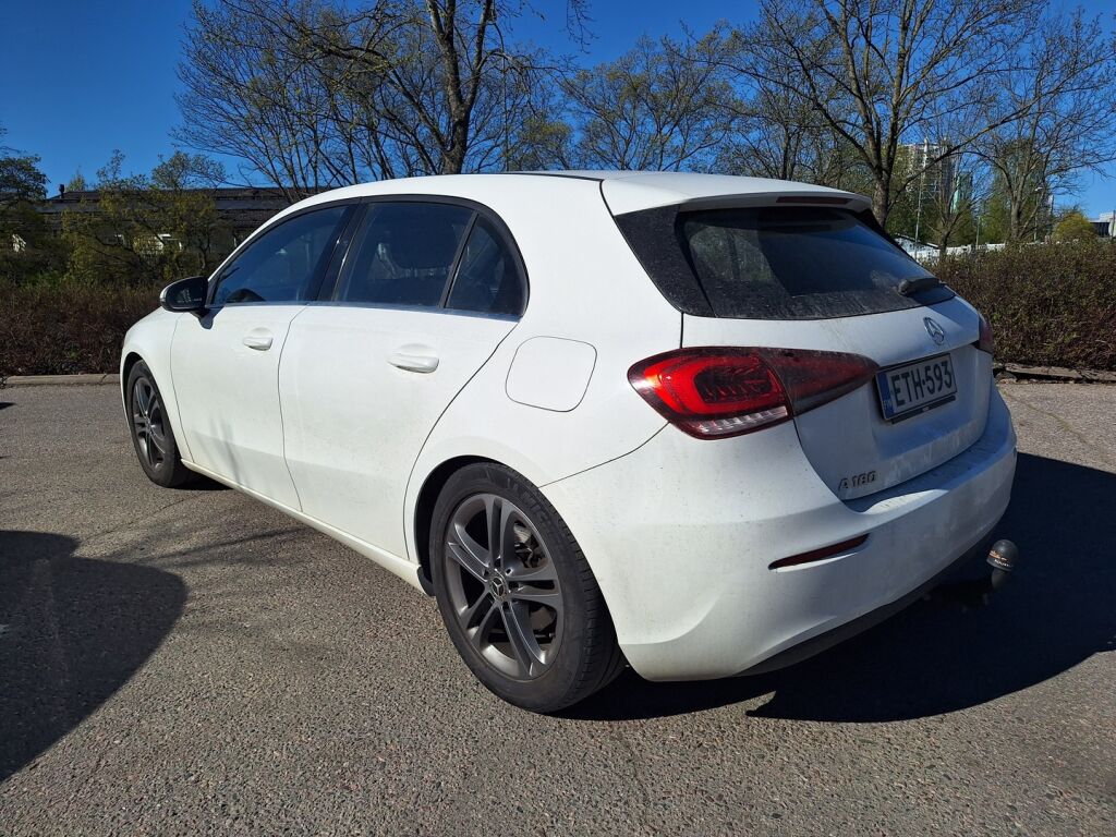 Mercedes-Benz A 2019 Valkoinen
