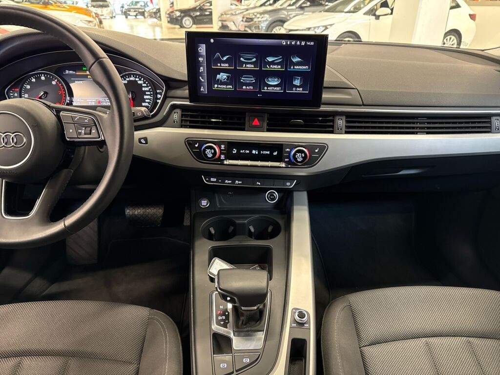 Audi A4 2020 Valkoinen