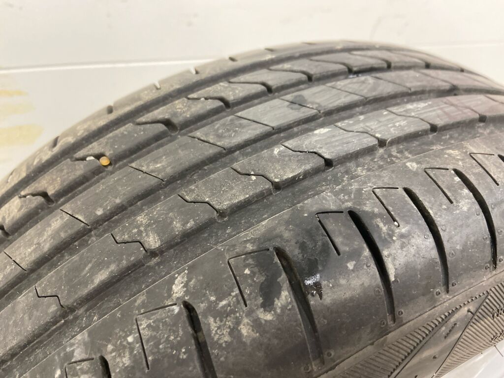 Volkswagen T-Roc 2019 Punainen