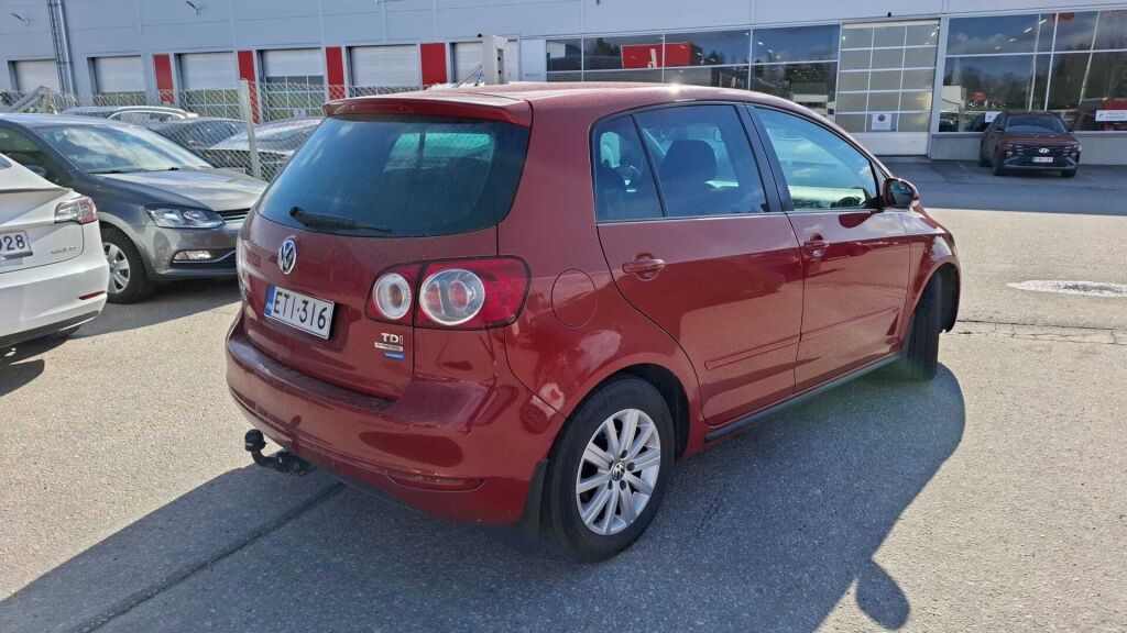 Volkswagen Golf Plus 2011 Punainen