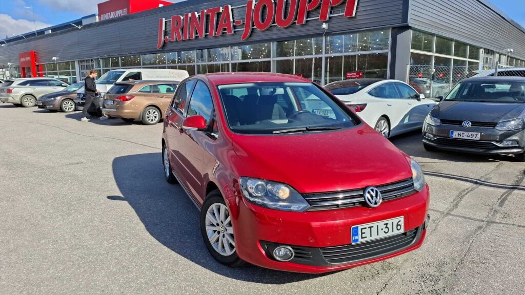 Volkswagen Golf Plus 2011 Punainen