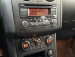 Nissan Qashqai 2011 Punainen