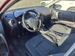 Nissan Qashqai 2011 Punainen