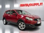 Nissan Qashqai 2011 Punainen