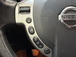 Nissan Qashqai 2011 Punainen