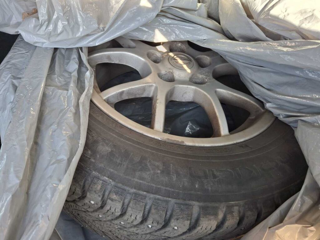 Nissan Qashqai 2011 Punainen